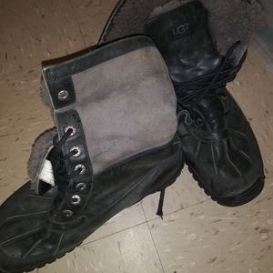 Ugg snow boots
